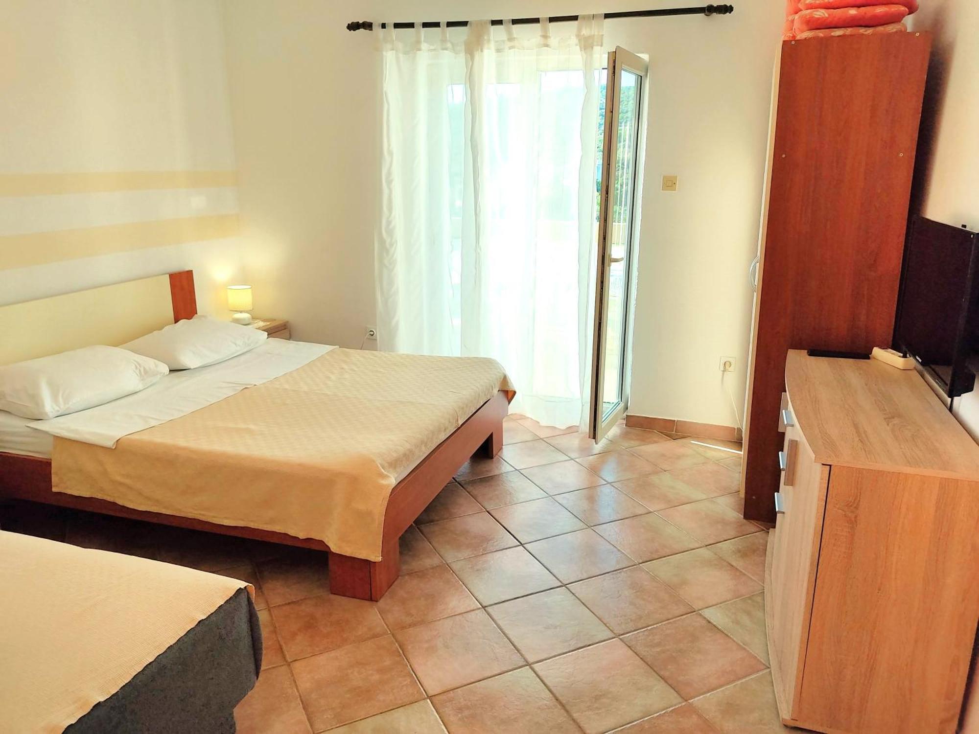 Apartments Boa Слатине Экстерьер фото